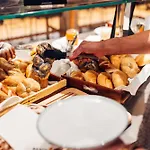 Harry's & 酒店 菲拉赫