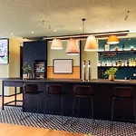 Harry's & 菲拉赫