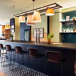 酒店 Harry's & 菲拉赫