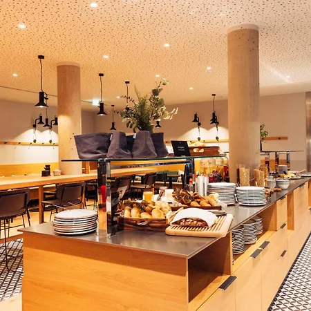 Hotel Harry's & Villach